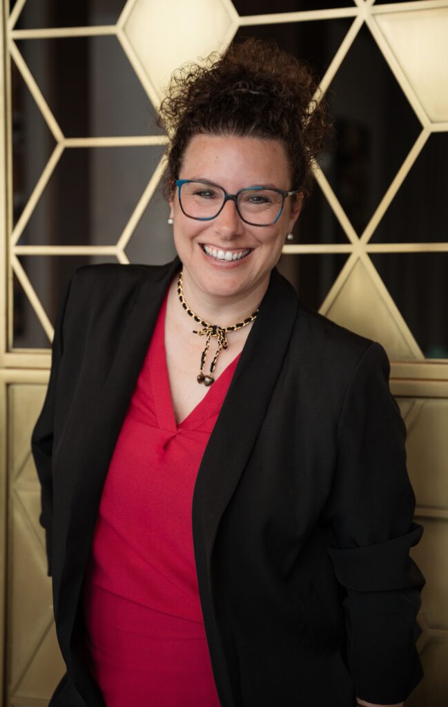 Genevieve Labrecque – WE Networking Club